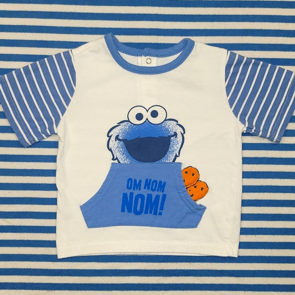 ° SZ 6-9MO • T-Shirt °